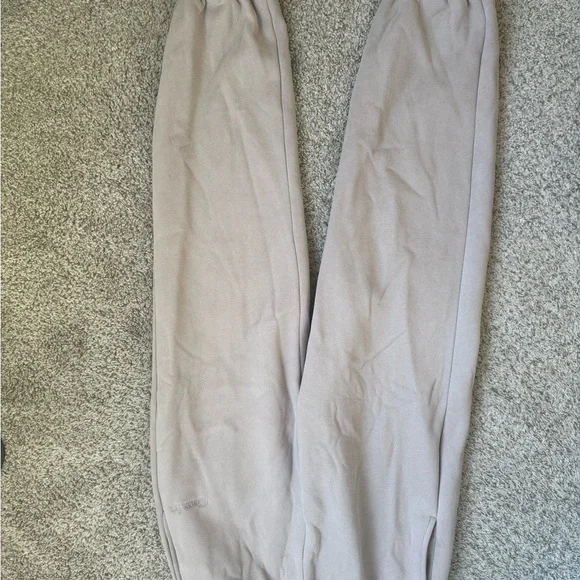 New Comfrt Sweatpants in Bark - Picture 6 of 6